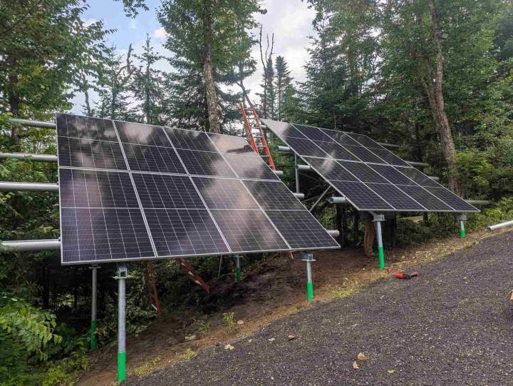 Installation systèmes photovoltaïques à Québec